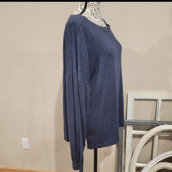 Soma Weekend Womens SZ XL Soft Boatneck, long sleeve w/elastic at wrists, Top - Picture 3 of 9